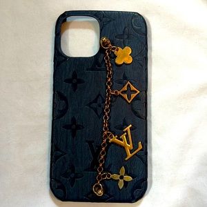 Luxury Louis Vuitton Case in Blue